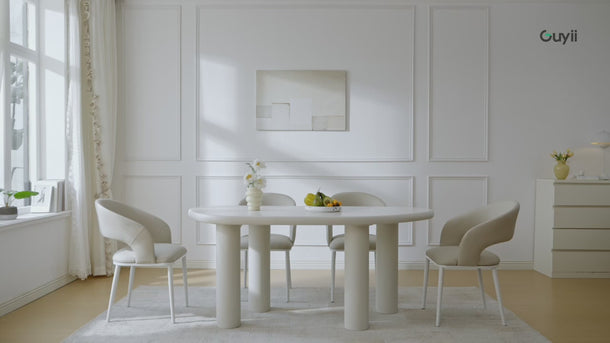 This is a video content introducing guyii brand's irregular dining table.